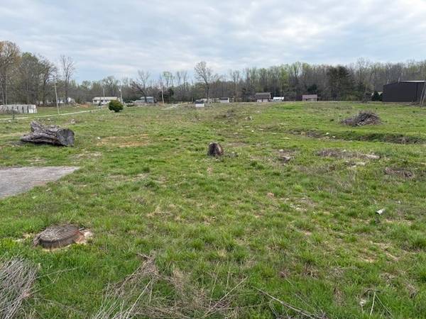 2284 N Jackson St, Normandy, TN 37360