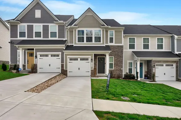 1038 Mountain View Dr, Thompsons Station, TN 37179