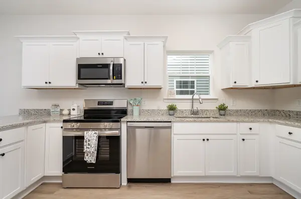 109 Hook and Ladder Ln, La Vergne, TN 37086
