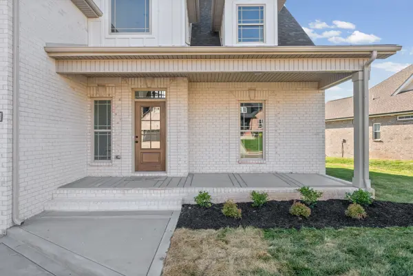 526 Foxglove Ln, Clarksville, TN 37043