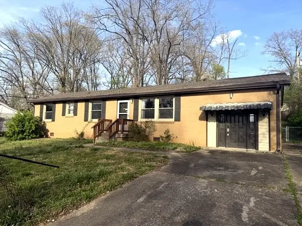 204 Yorktown Rd, Clarksville, TN 37042