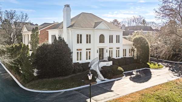 135 Abbottsford, Nashville, TN 37215