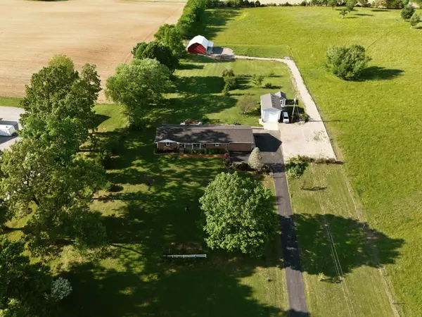 5843 Highway 41 #N, Cedar Hill, TN 37032