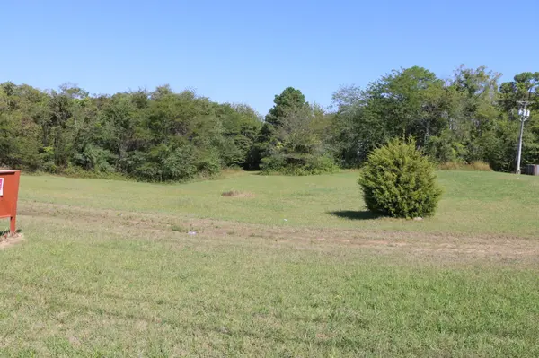 539 Dover Rd, Clarksville, TN 37042