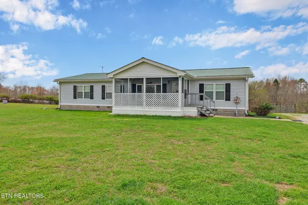 1978 Oloff Smith Rd, Allardt, TN 38504