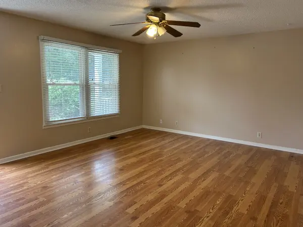 2319 Seven Mile Ferry Rd, Clarksville, TN 37040
