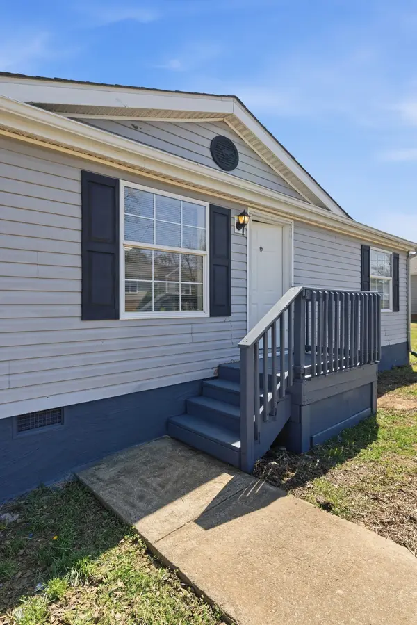 201 Oceanfront Cir #S, Antioch, TN 37013