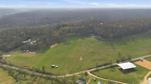 391 Keg Springs Rd, Hampshire, TN 38461