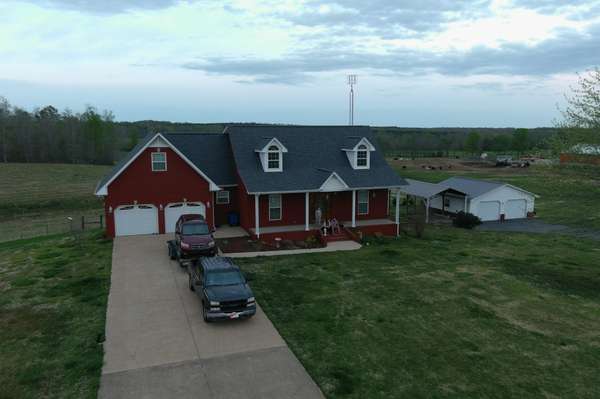 3421 George Olive Rd, Iron City, TN 38463