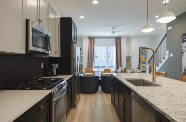 1406 Napoleon St, Nashville, TN 37207