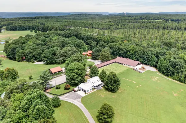 1249 Gulf Rd, Spencer, TN 38585