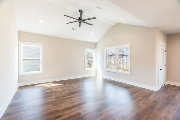 104 Bee Line Way, Trenton, KY 42286