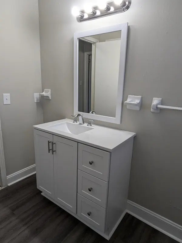 413 Shawnee Dr, Columbia, TN 38401