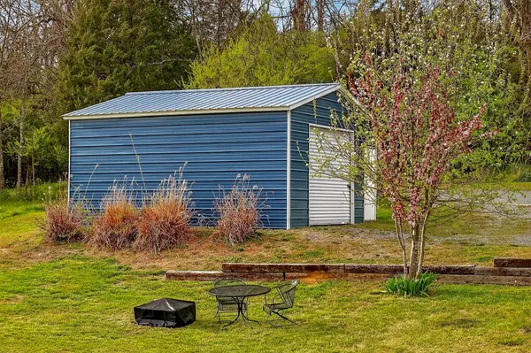 6076 Granville Hwy, Granville, TN 38564