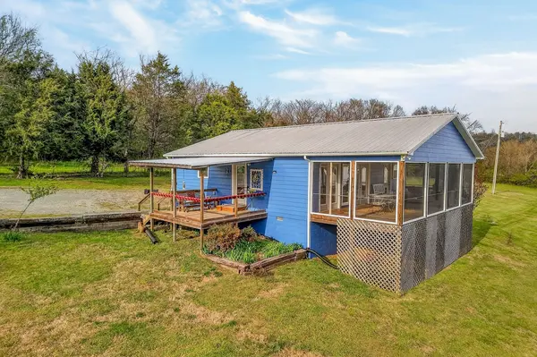6076 Granville Hwy, Granville, TN 38564