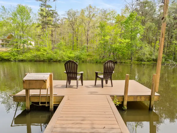 374 Eagle Lake Rd, Coalmont, TN 37313