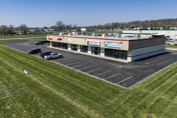 2233 W Everly Brothers Blvd, Powderly, KY 42367
