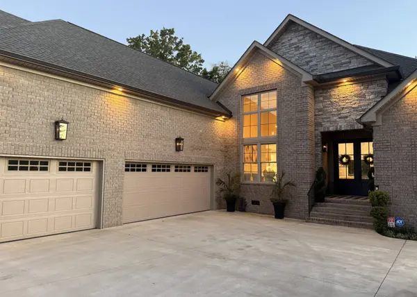 1030 Founders Ln, Portland, TN 37148