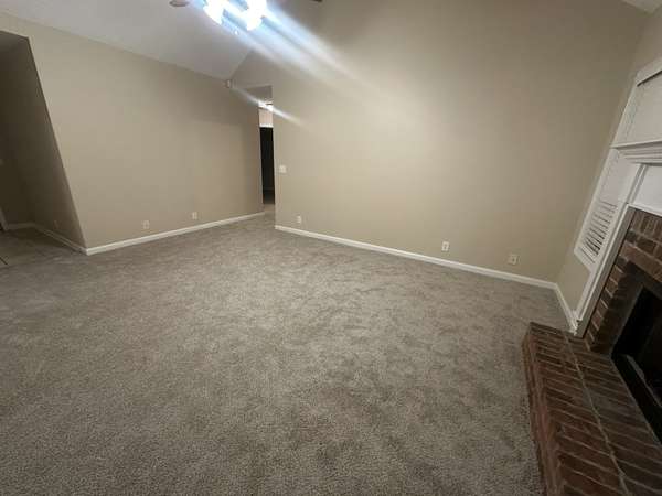 10005 Syracuse Dr, Smyrna, TN 37167