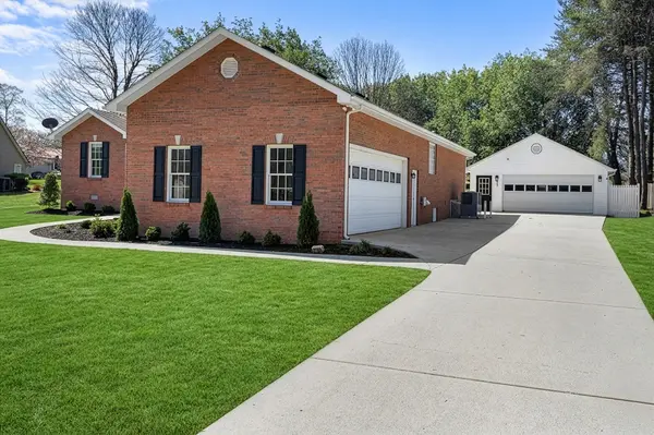 74 Maple Dr, Winchester, TN 37398