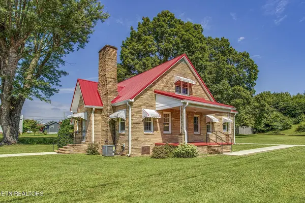 522 Court St, Wartburg, TN 37887