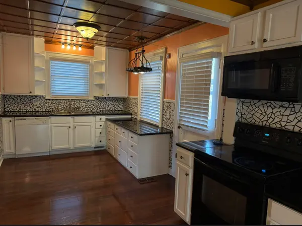 313 W Old Hickory Blvd, Madison, TN 37115