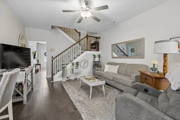 2406 Laurelstone Dr, Murfreesboro, TN 37130
