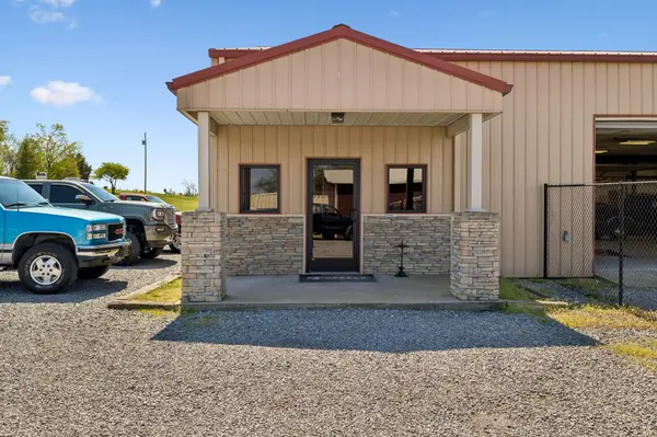 63 Oakdale Rd, Westmoreland, TN 37186