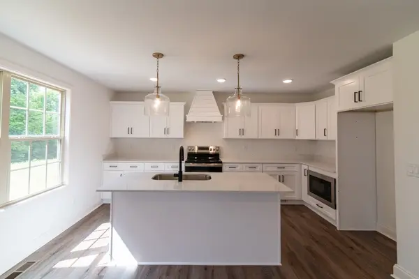 58 Hilltop, Clarksville, TN 37040