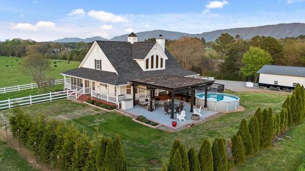 153 Bishop Lane, Benton, TN 37307