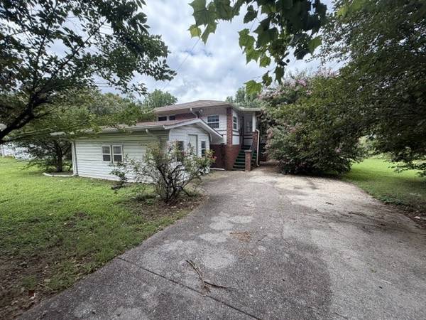 1031 College Ave, Nashville, TN 37209