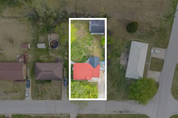 314 Kauai King Dr, Hopkinsville, KY 42240