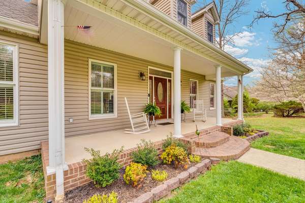 9019 Cherokee Trl, Crossville, TN 38572