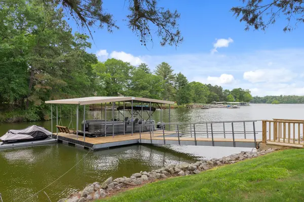 100 Acree Ln, Estill Springs, TN 37330