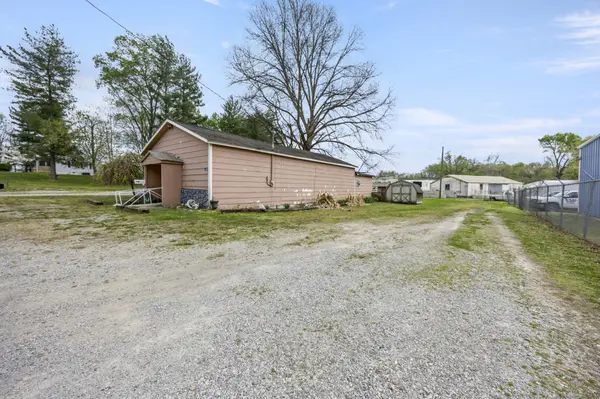 209 Hodges St #N, Cowan, TN 37318