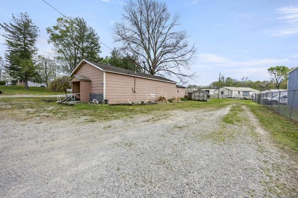209 Hodges St #N, Cowan, TN 37318