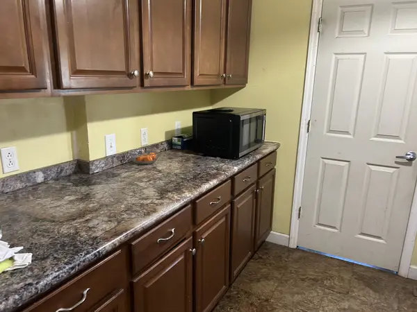 5343 King Robert Ln, Westmoreland, TN 37186