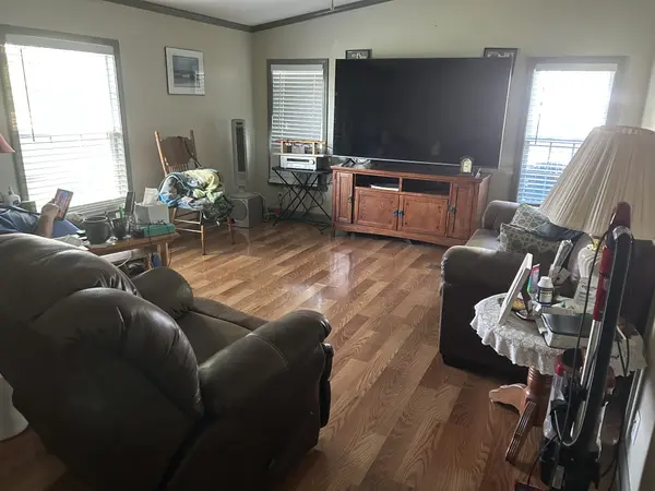 5343 King Robert Ln, Westmoreland, TN 37186