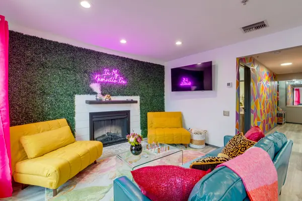 1032 1st Avenue #N, Nashville, TN 37201