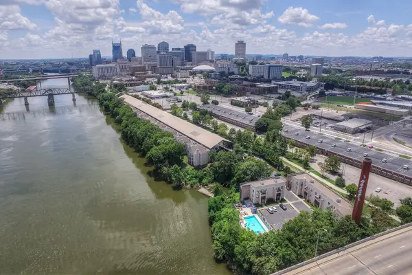 1032 1st Avenue #N, Nashville, TN 37201