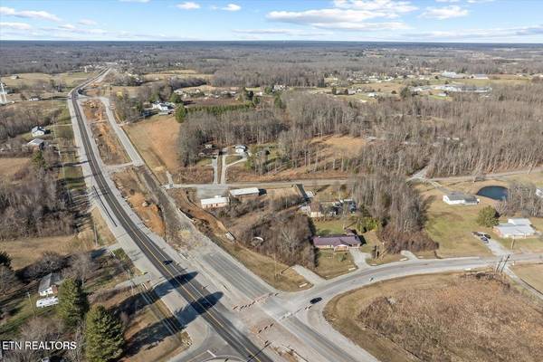 13 Whittenburg Rd, Crossville, TN 38571