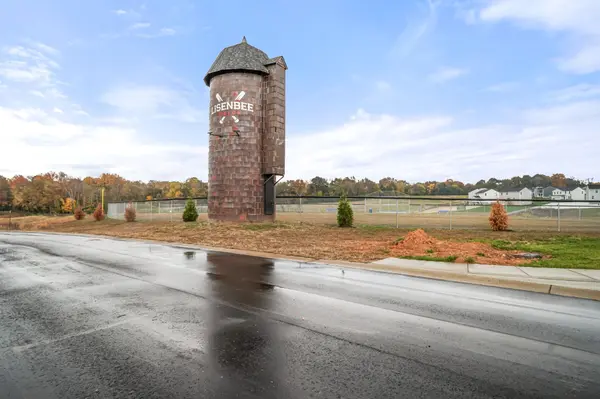 1147 Lisenbee Way, Clarksville, TN 37042