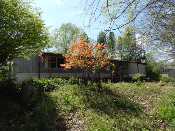 999 Kilburn Hollow Rd, Waynesboro, TN 38485