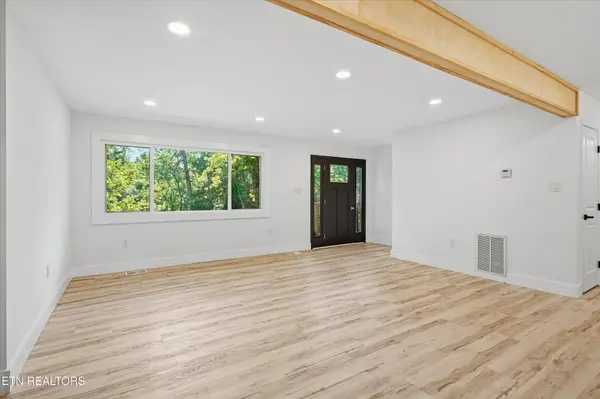 1717 Polkwright Lane, Knoxville, TN 37919