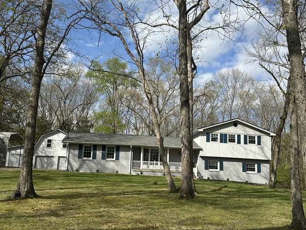141 Bluegrass Pkwy, Lebanon, TN 37090