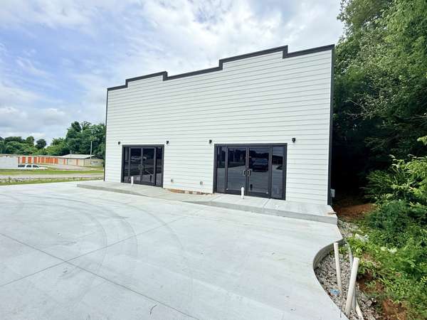 913 S College St, Winchester, TN 37398