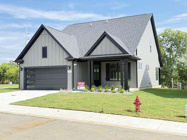 604 Gustaf Dr, Whites Creek, TN 37189