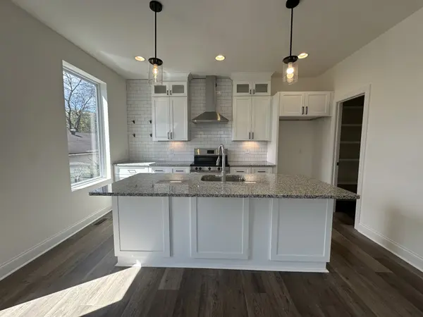 218B Myatt Dr, Madison, TN 37115