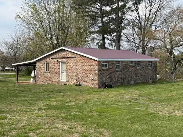 166 Indiana Ave, Ethridge, TN 38456