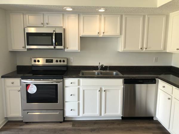 2721 Penn Meade Dr, Nashville, TN 37214